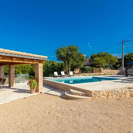 Gorgeous In With Private Pool Malinska